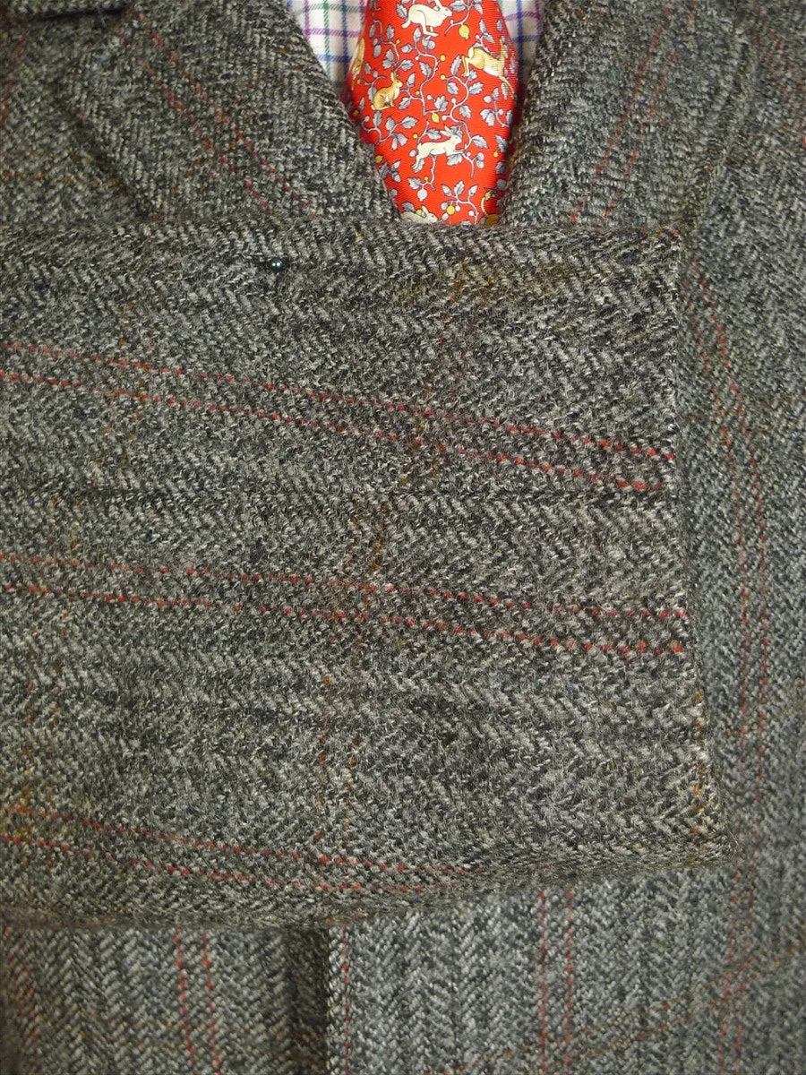 24/0956 vintage heavyweight grey / red glen check tweed raglan sleeve overcoat 44-45