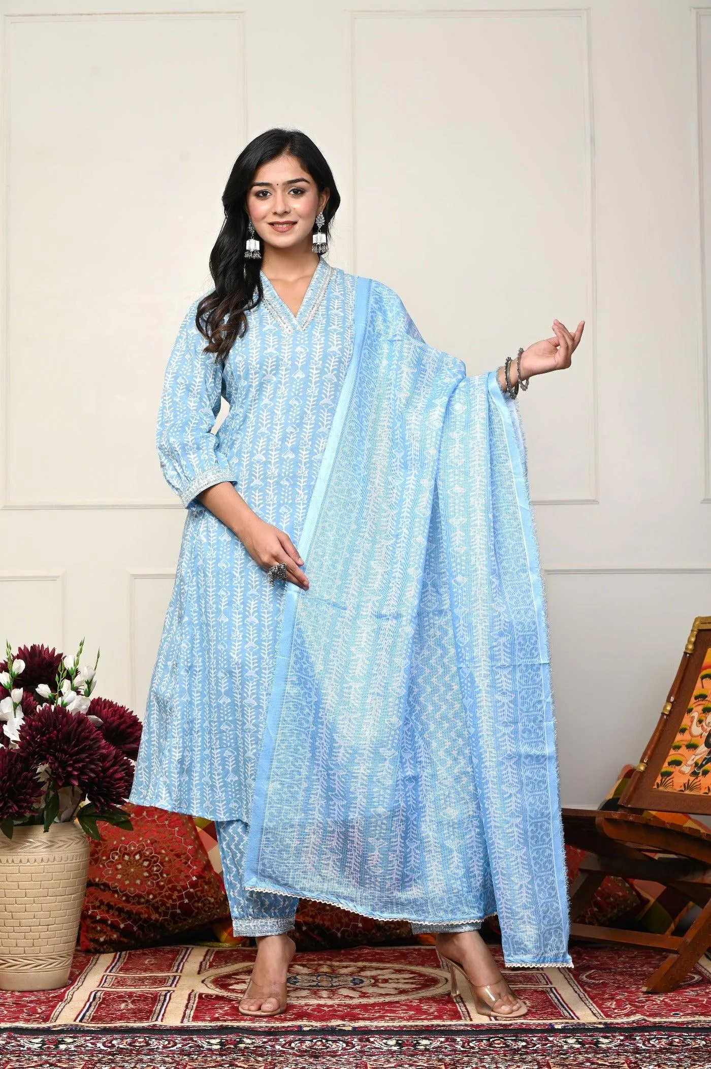 Blue V-Neck Dupatta Set: Sublime Comfort in Pure Cotton