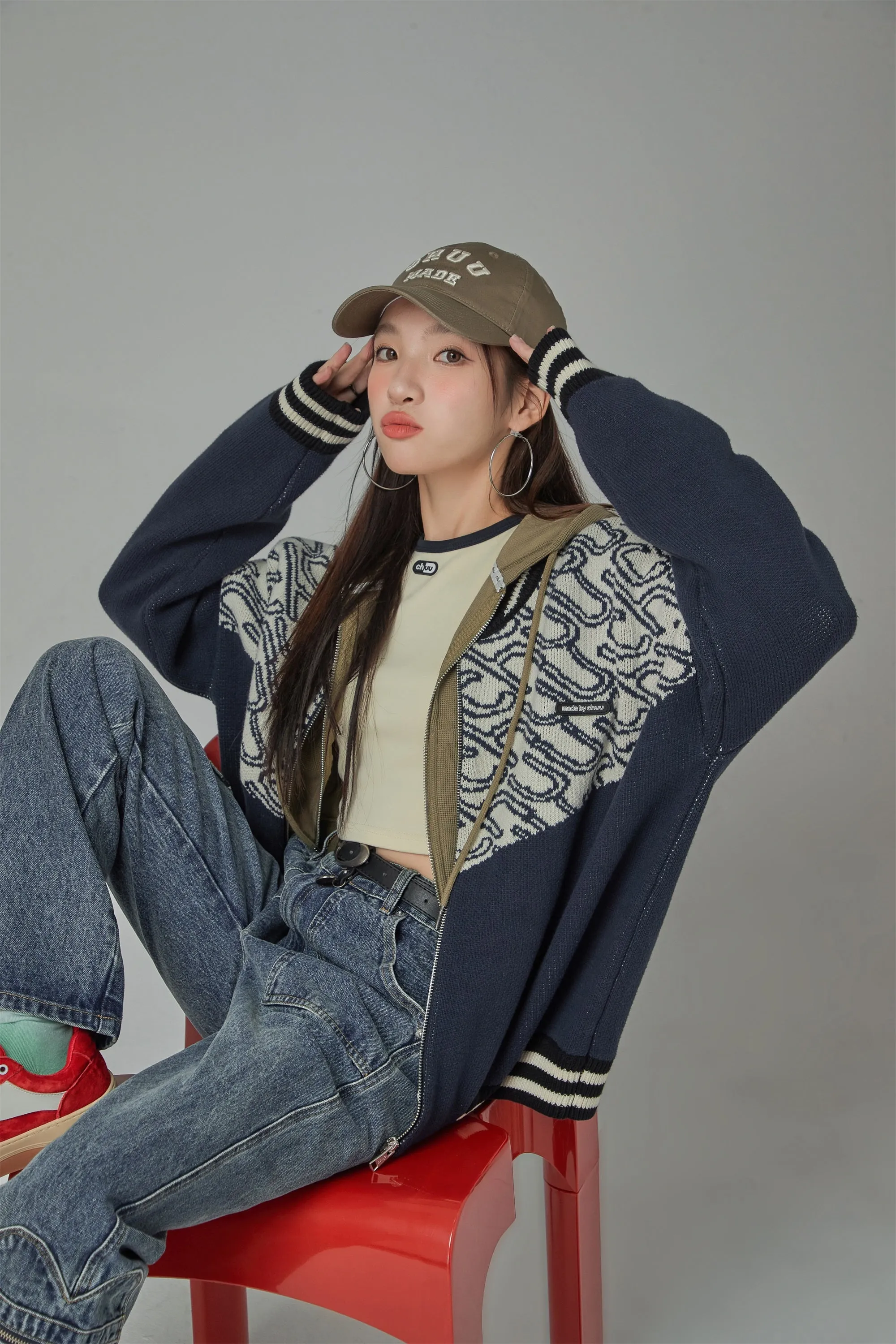 Chuu Girl Zip-Up Loose Fit Cardigan