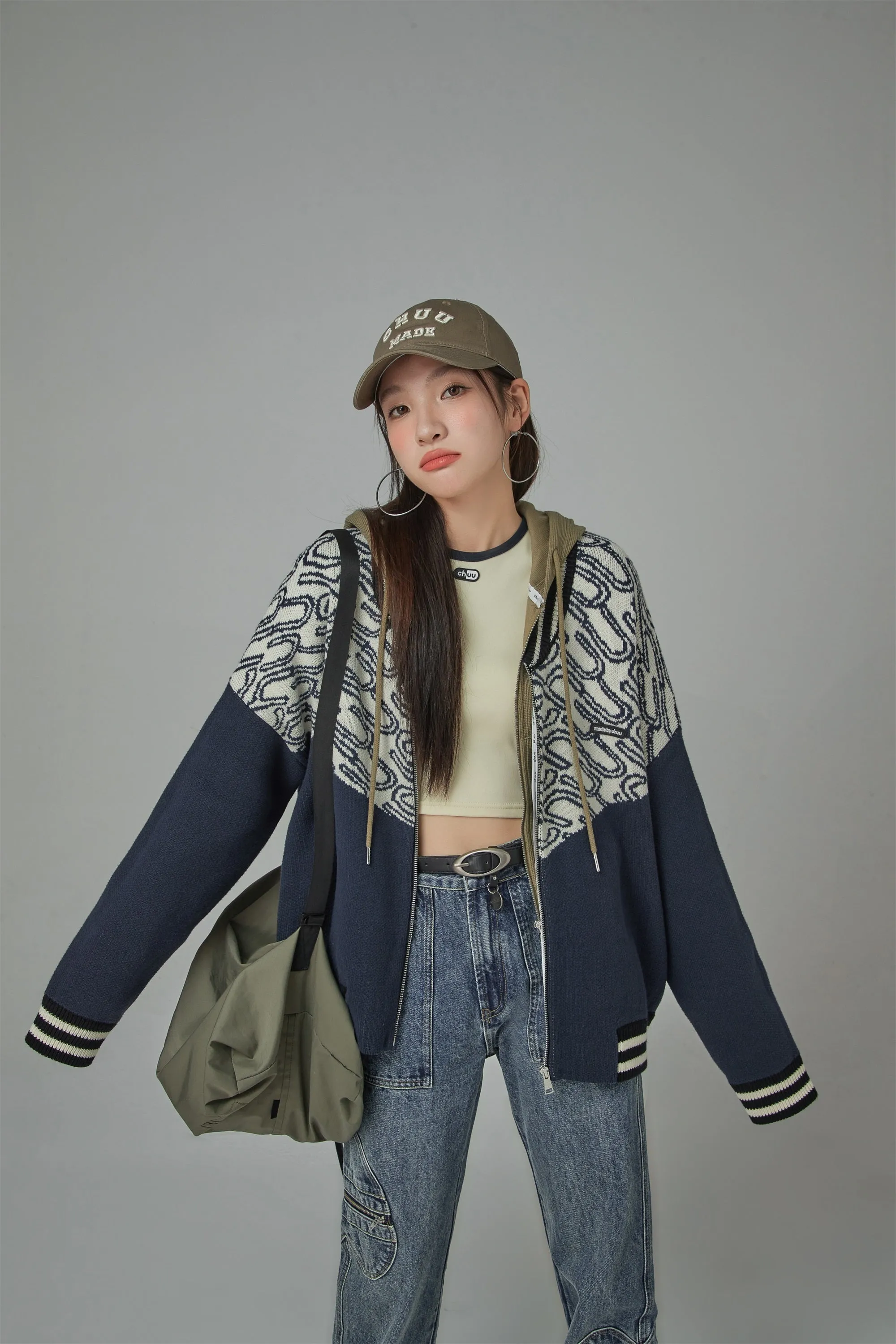 Chuu Girl Zip-Up Loose Fit Cardigan