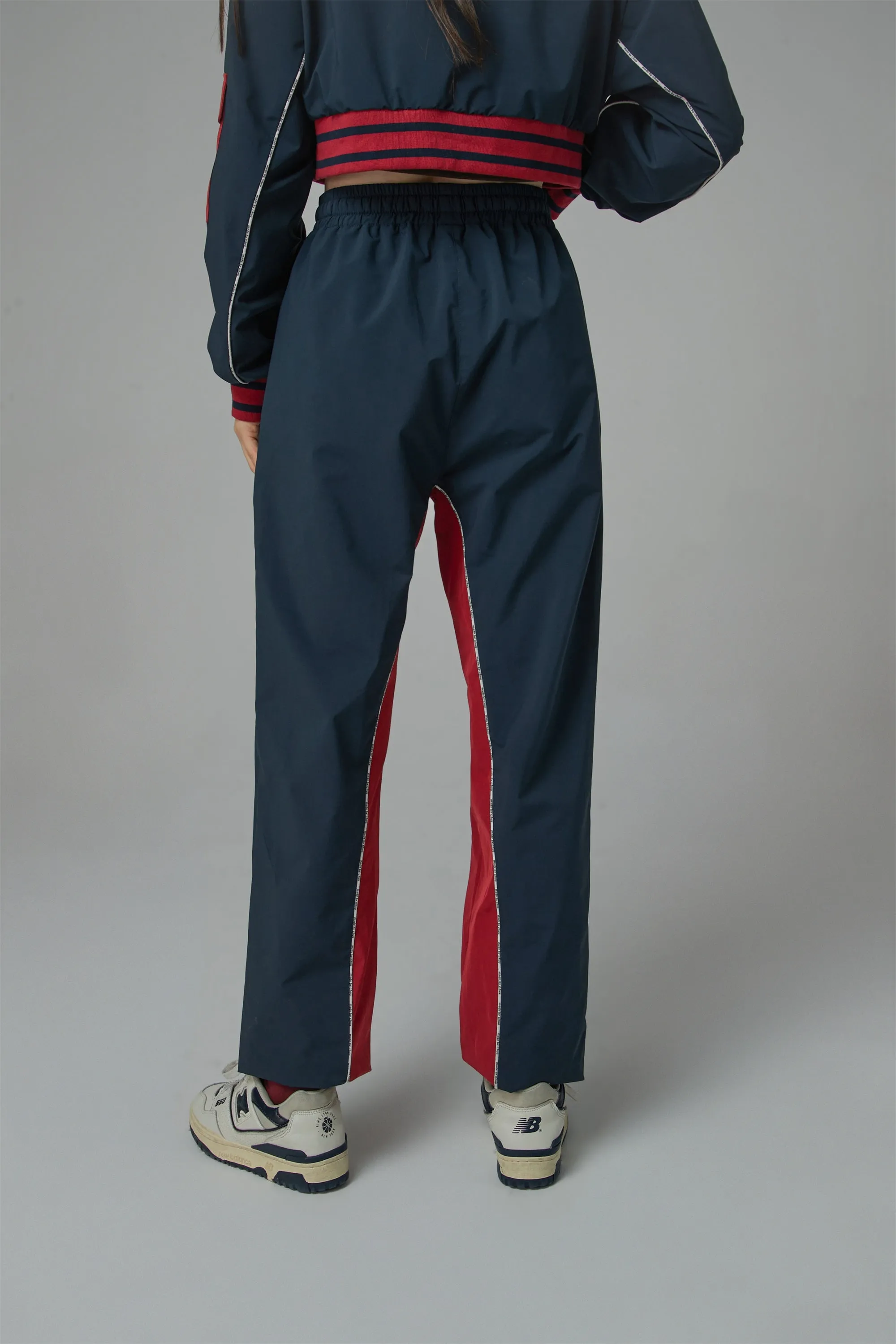 Chuu World Logo Jogger Pants