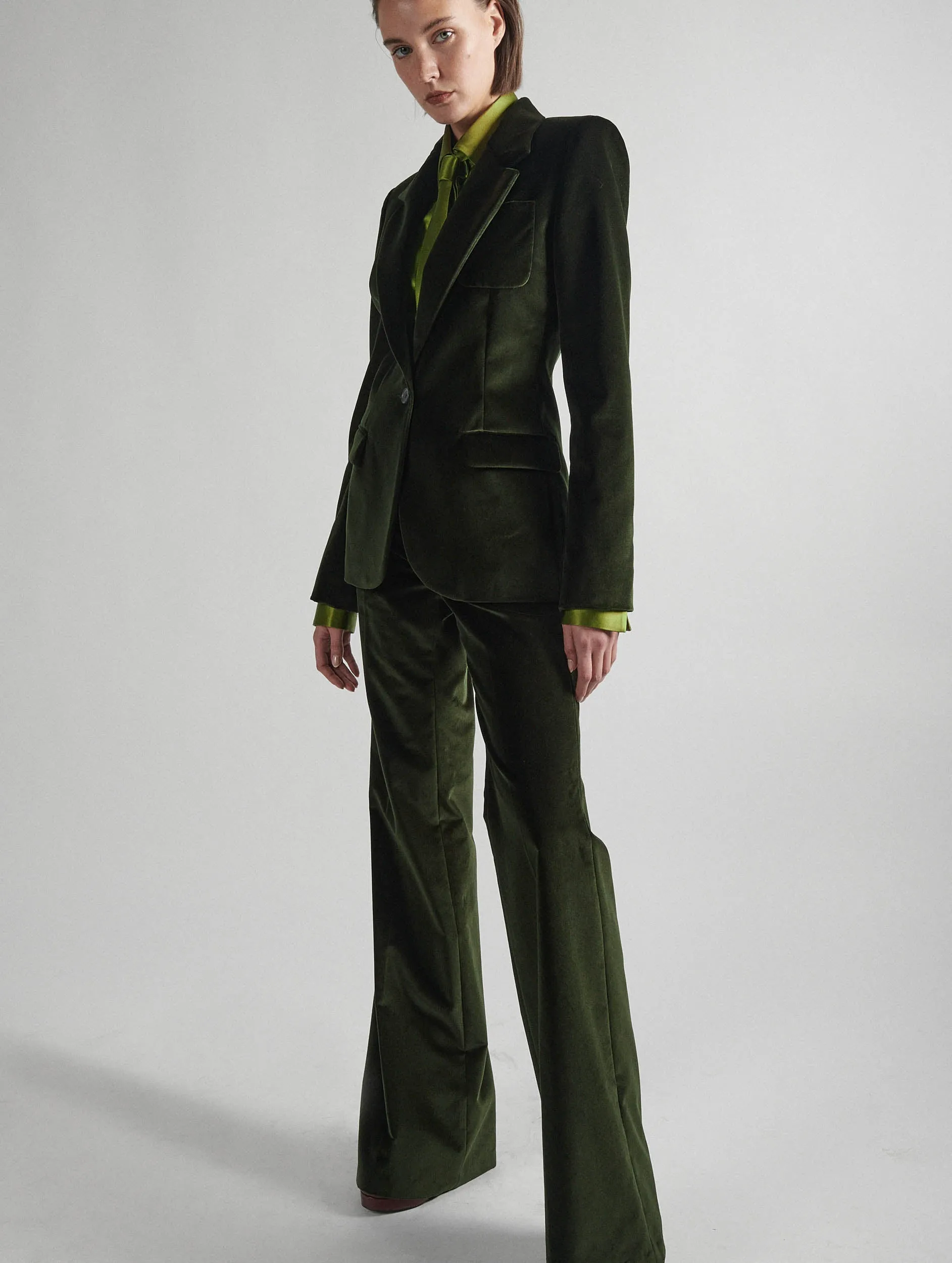 Fitted green velvet jacket