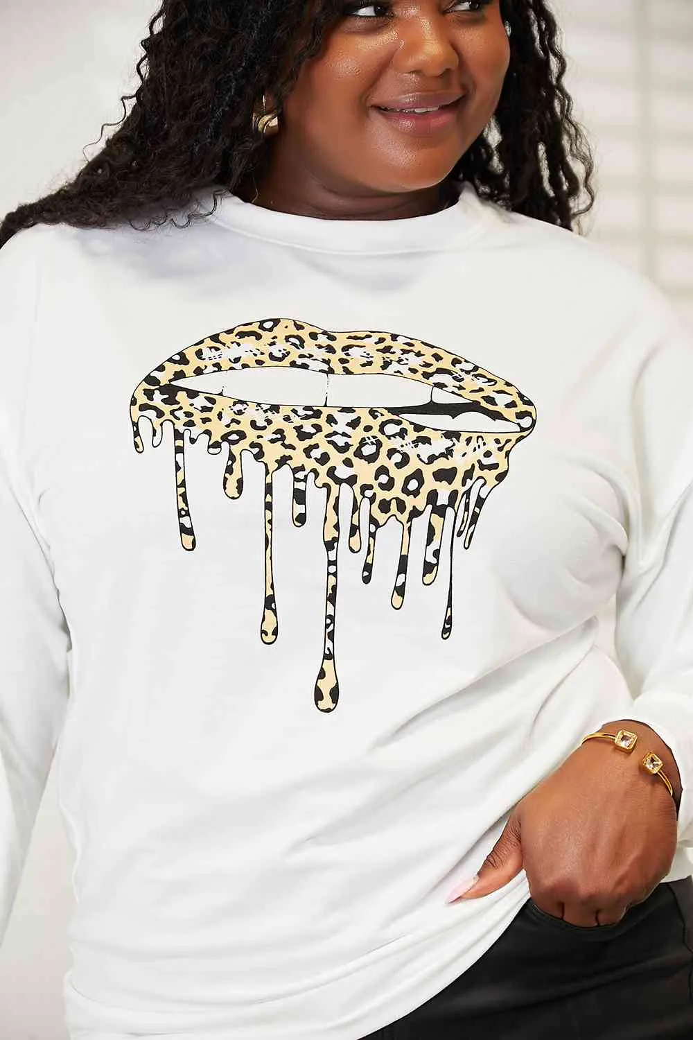 Leopard Kiss Dropped Shoulder Round Neck Sweatshirt