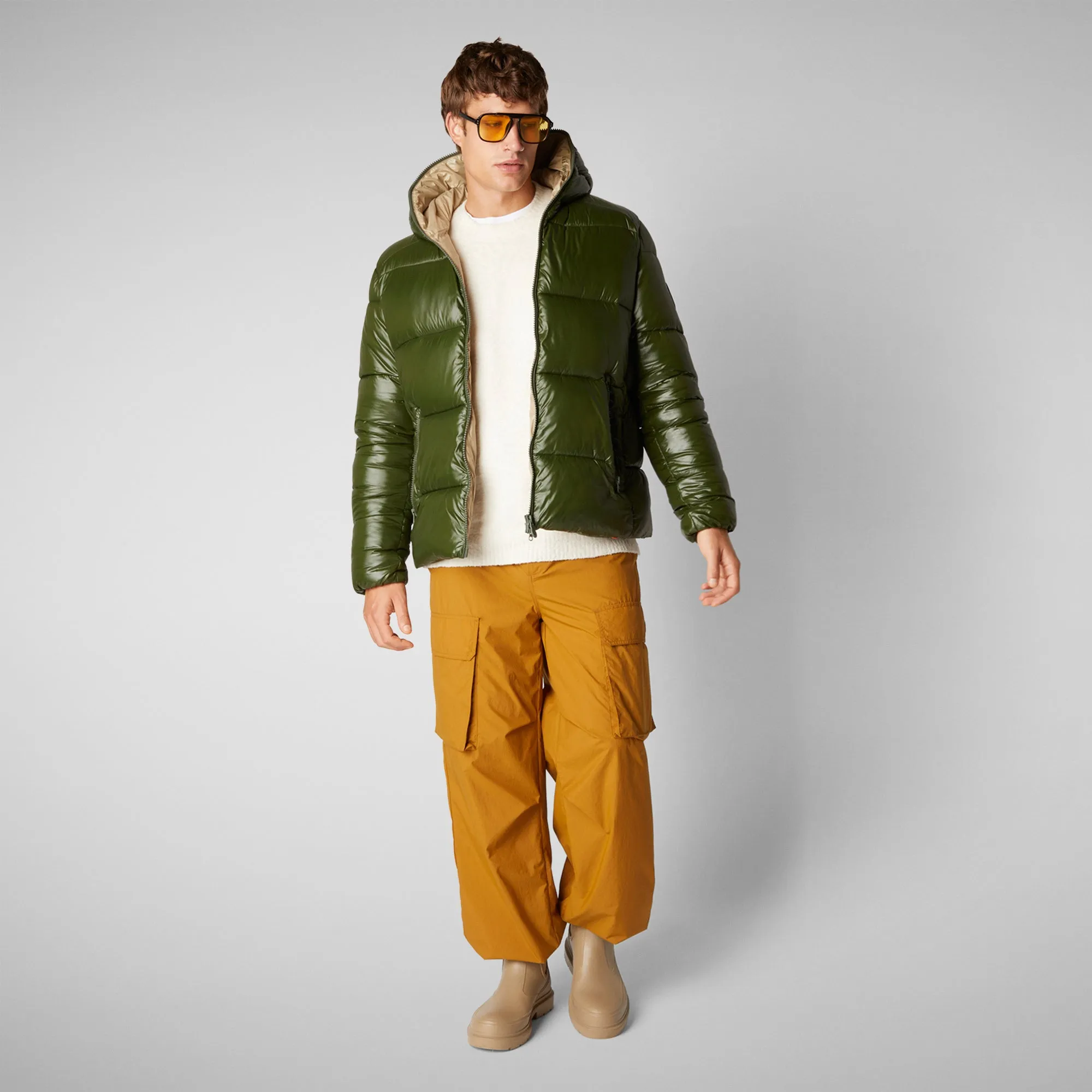 Man's animal free hooded puffer jacket Edgard in pine green