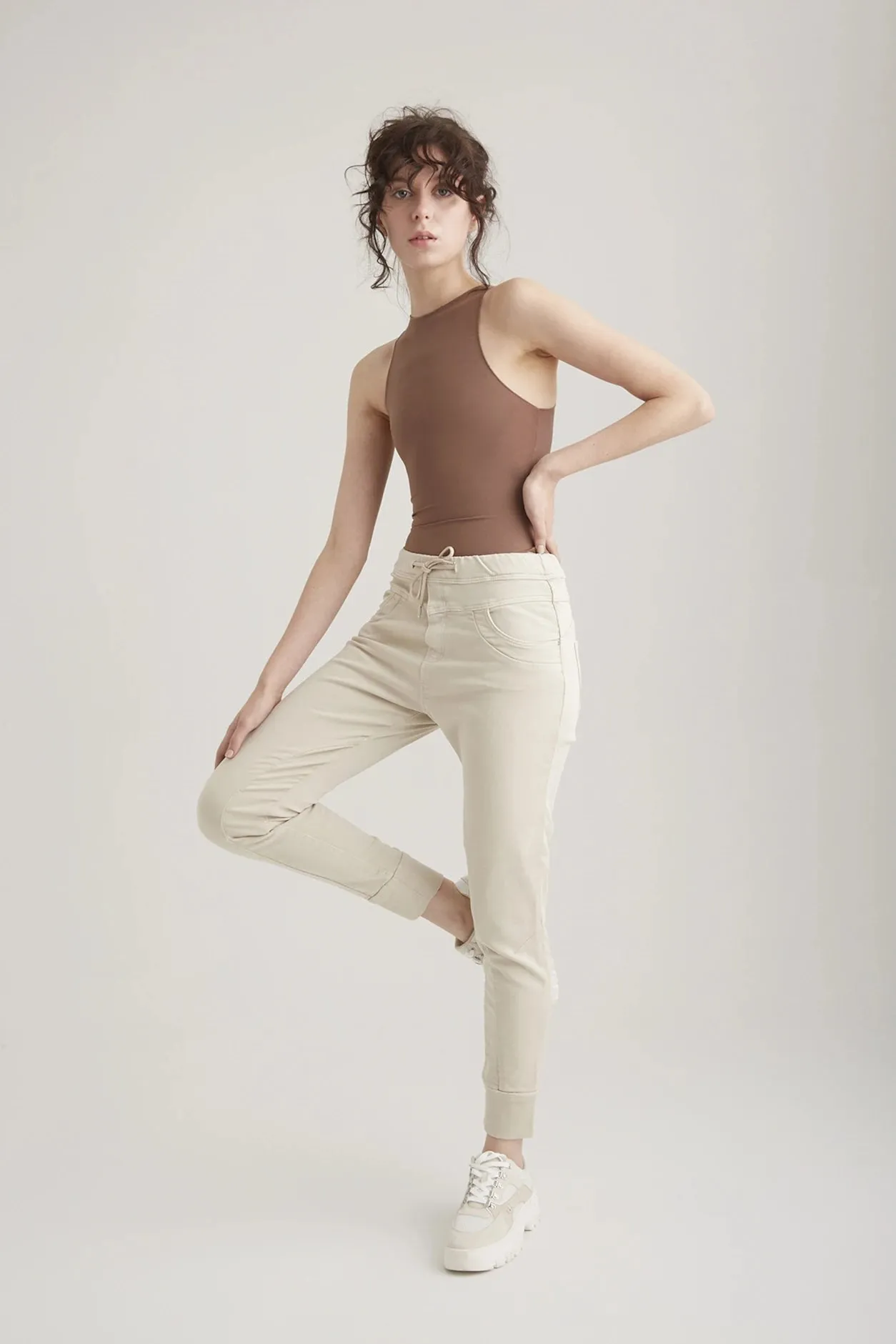 Mila Pant - Sand - Inseam 27" L01