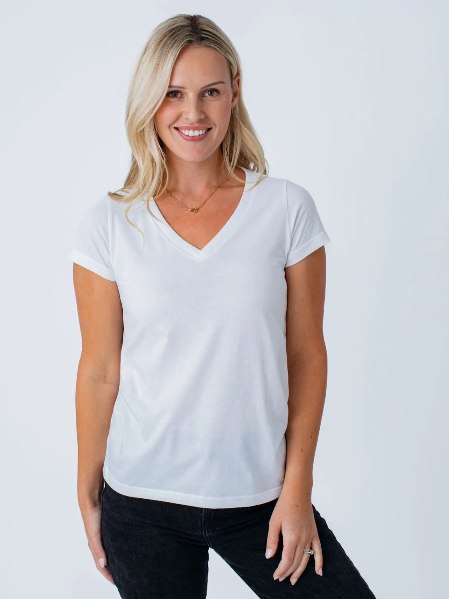 Women's Essentials V-Neck 5-Pack